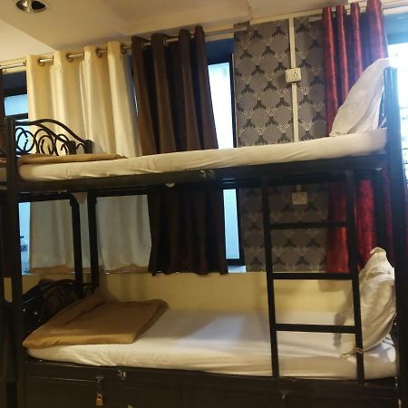 Bandra Dormitory Only For Indian Mumbai Eksteriør bilde