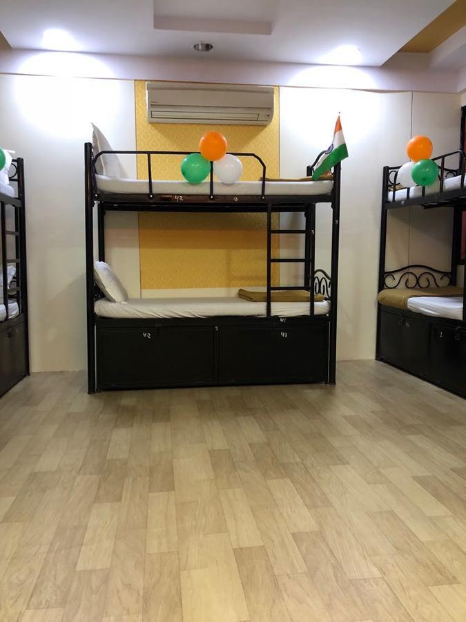 Bandra Dormitory Only For Indian Mumbai Eksteriør bilde
