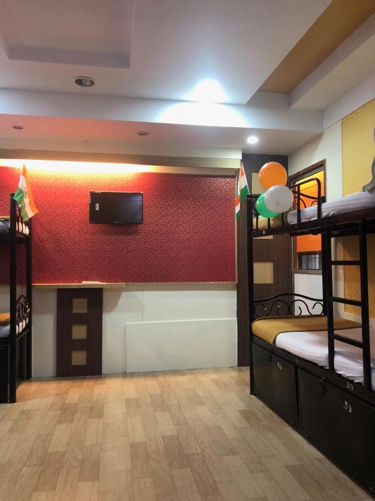 Bandra Dormitory Only For Indian Mumbai Eksteriør bilde