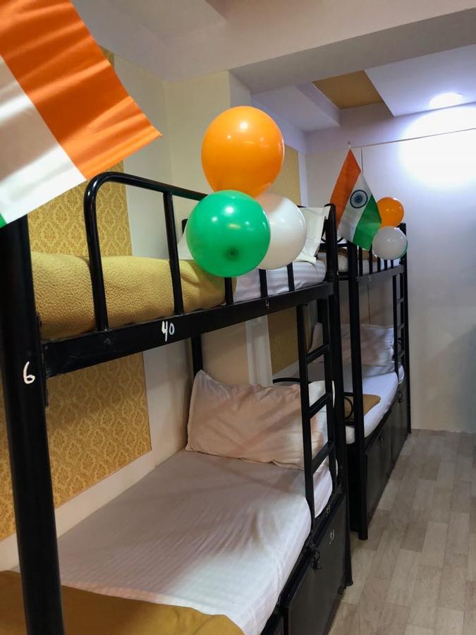 Bandra Dormitory Only For Indian Mumbai Eksteriør bilde