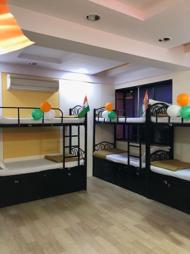 Bandra Dormitory Only For Indian Mumbai Eksteriør bilde