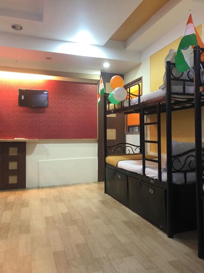Bandra Dormitory Only For Indian Mumbai Eksteriør bilde